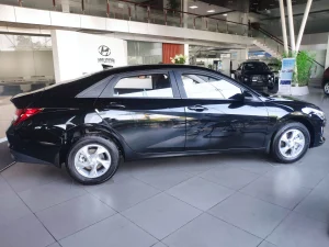 Hyundai Elantra 1.6 At Tiêu Chuẩn