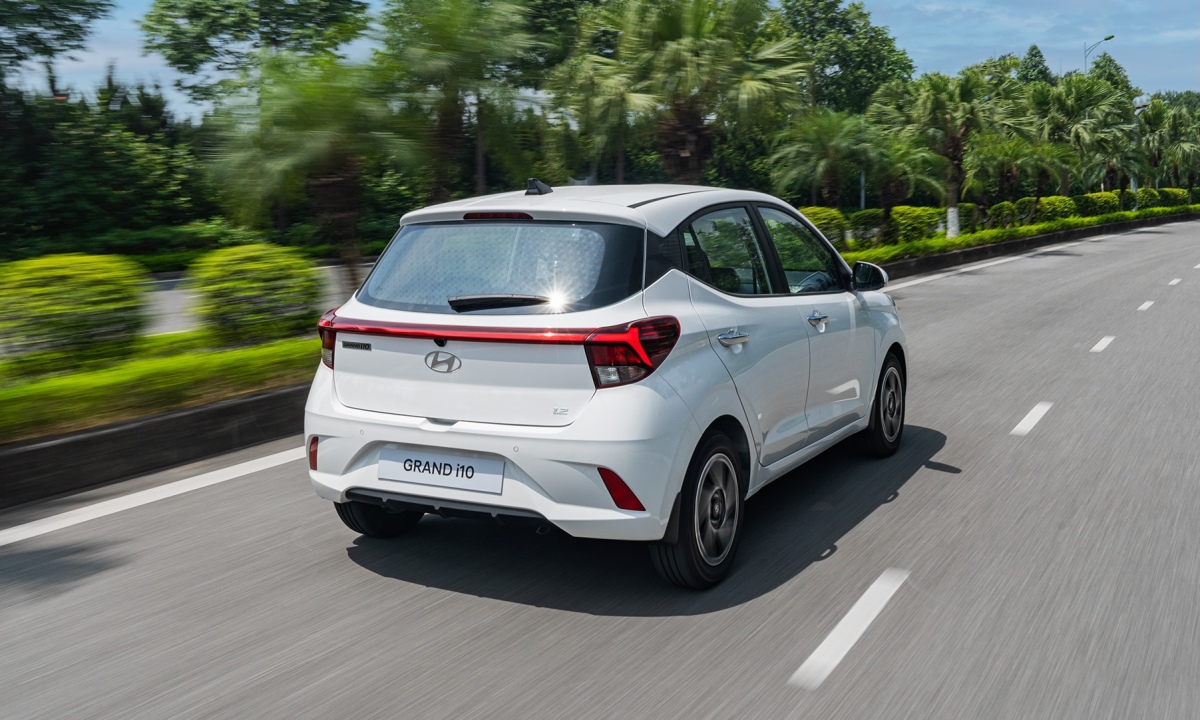Grand i10 Hatchback 32 Grand i10 Hatchback 25